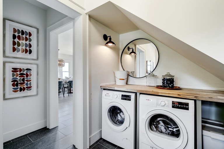 Beach Houses (Canada, Kingsville, Ontario)