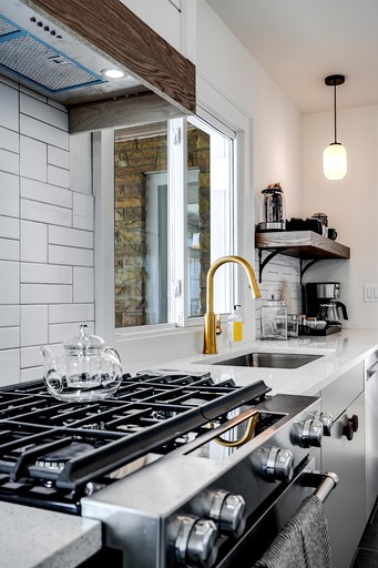 Beach Houses (Canada, Kingsville, Ontario)