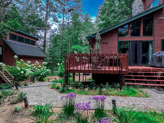 Cabins (United States of America, Madison, New Hampshire)