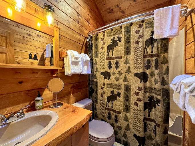 Cabins (United States of America, Madison, New Hampshire)