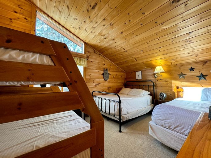 Cabins (United States of America, Madison, New Hampshire)