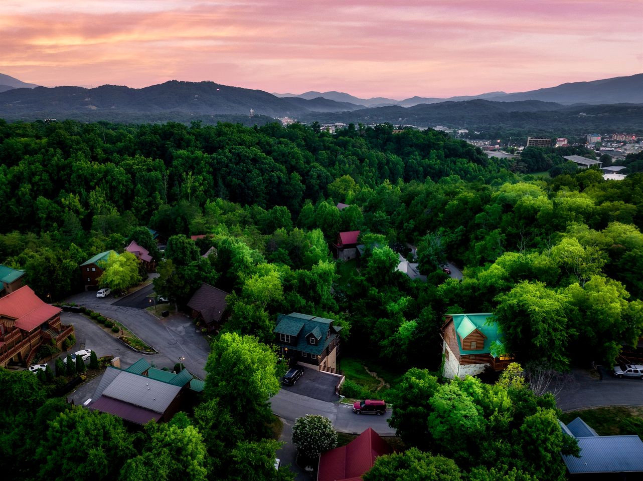 Spectacular Cabin Surrounded by Trees in Pigeon Forge, Tennessee