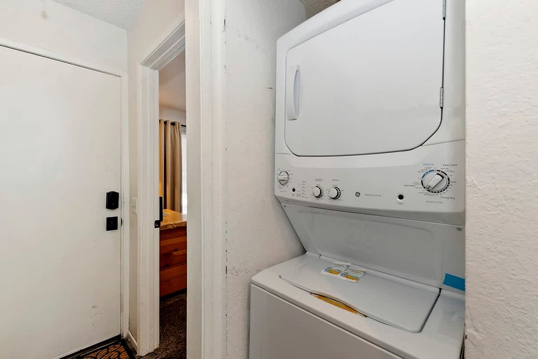 Cottages (United States of America, Big Bear Lake, California)