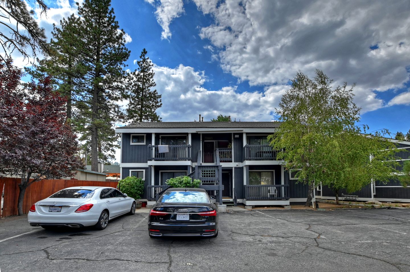 Charming Condo W/ Hot Tub & Pet Friendly