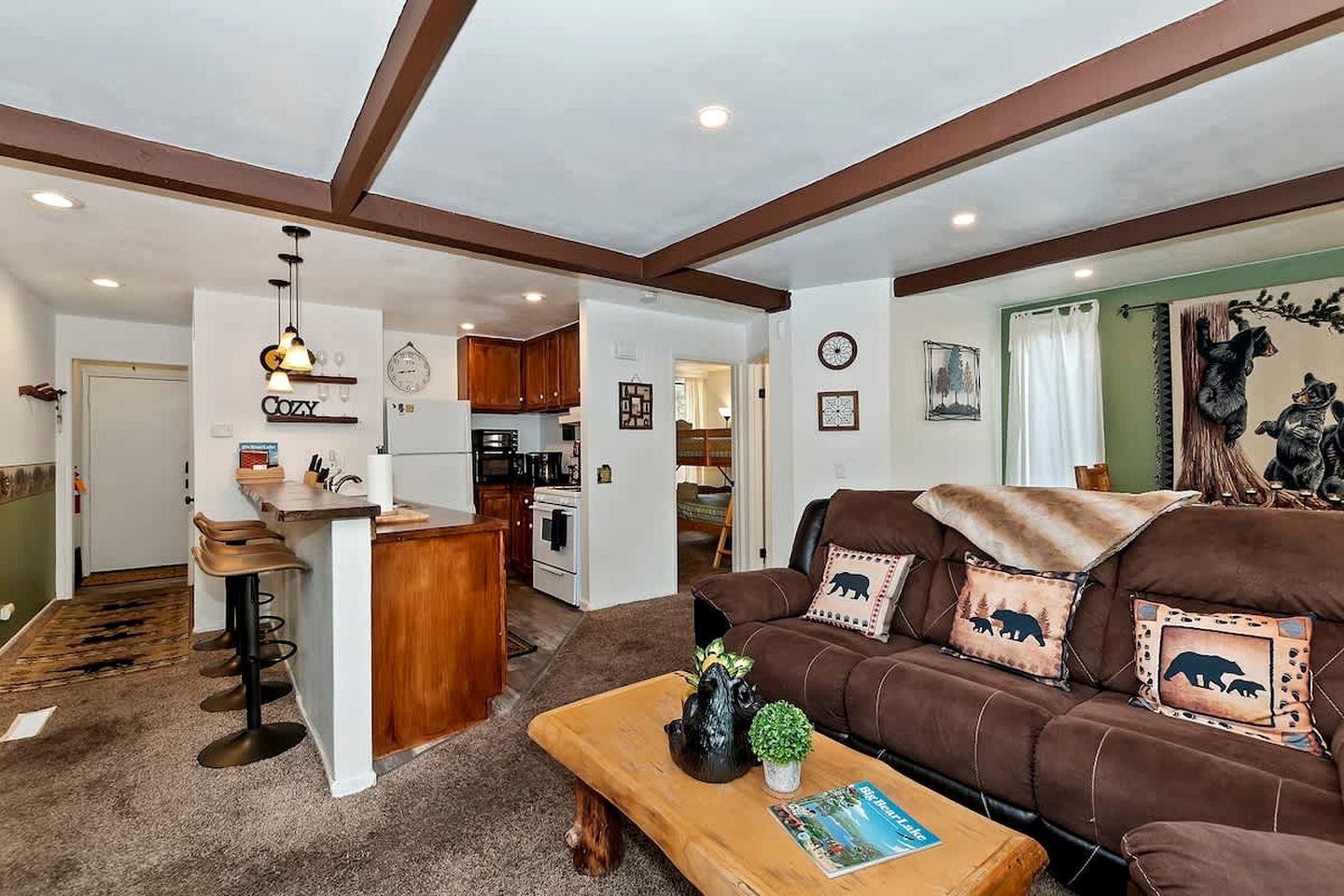 Spectacular Suite Close to Great Hiking Trails in Big Bear Lake, California