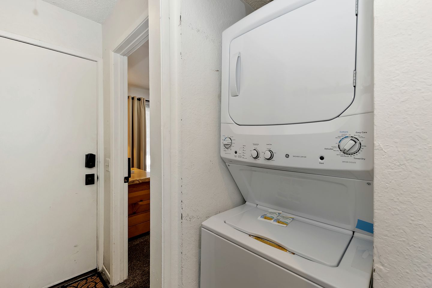 Charming Condo W/ Hot Tub & Pet Friendly