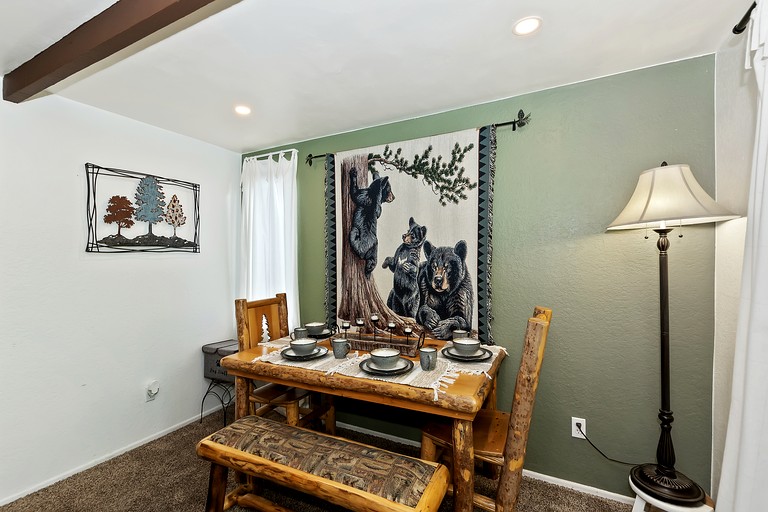 Cottages (United States of America, Big Bear Lake, California)