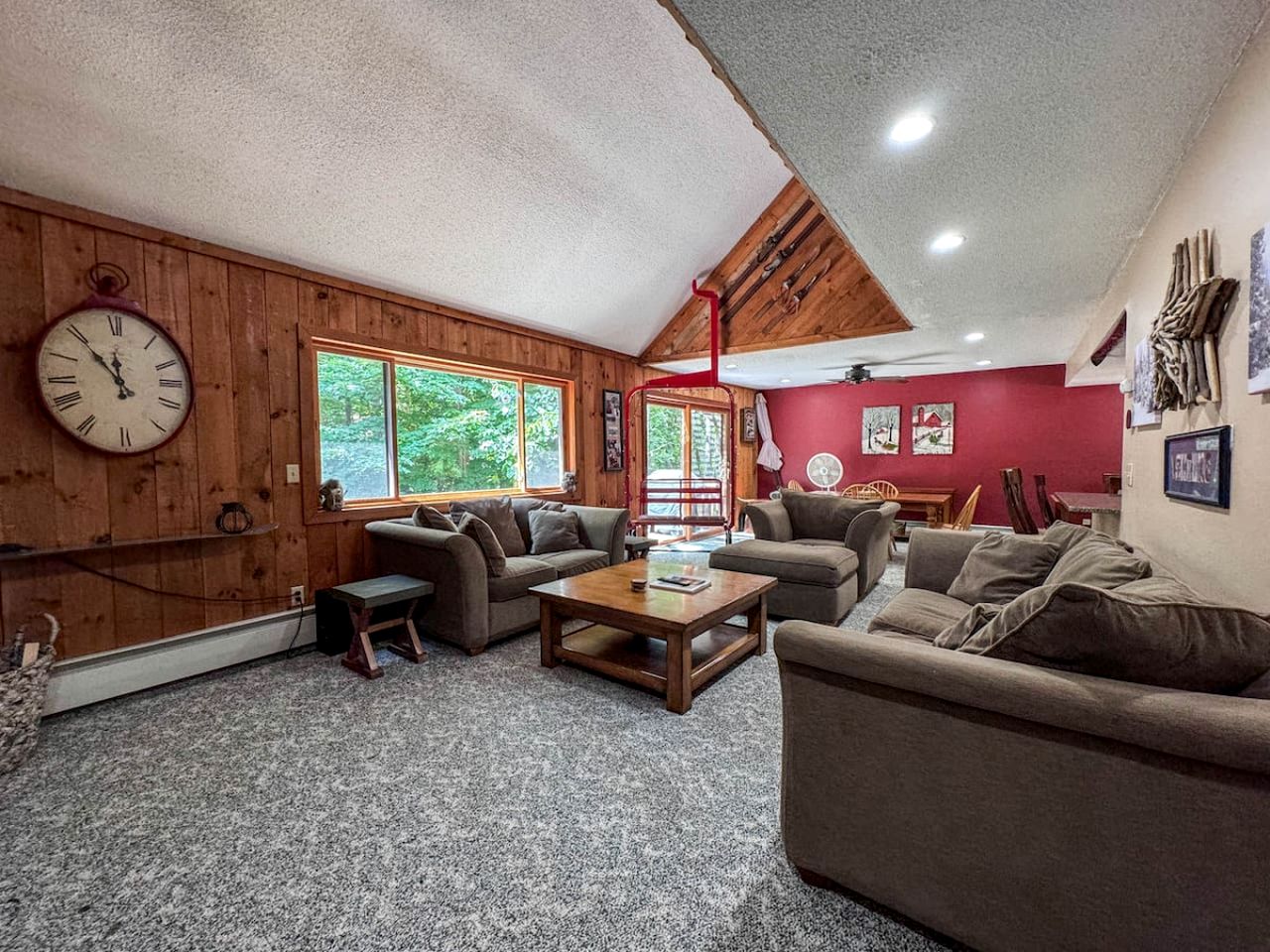 Spectacular Cottage with Fireplace and Swimming Pool in Bartlett, New Hampshire