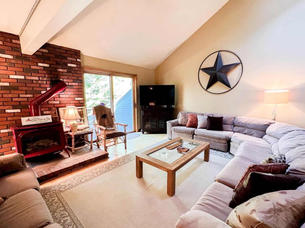 Spectacular Cottage with Game Room in North Conway, New Hampshire