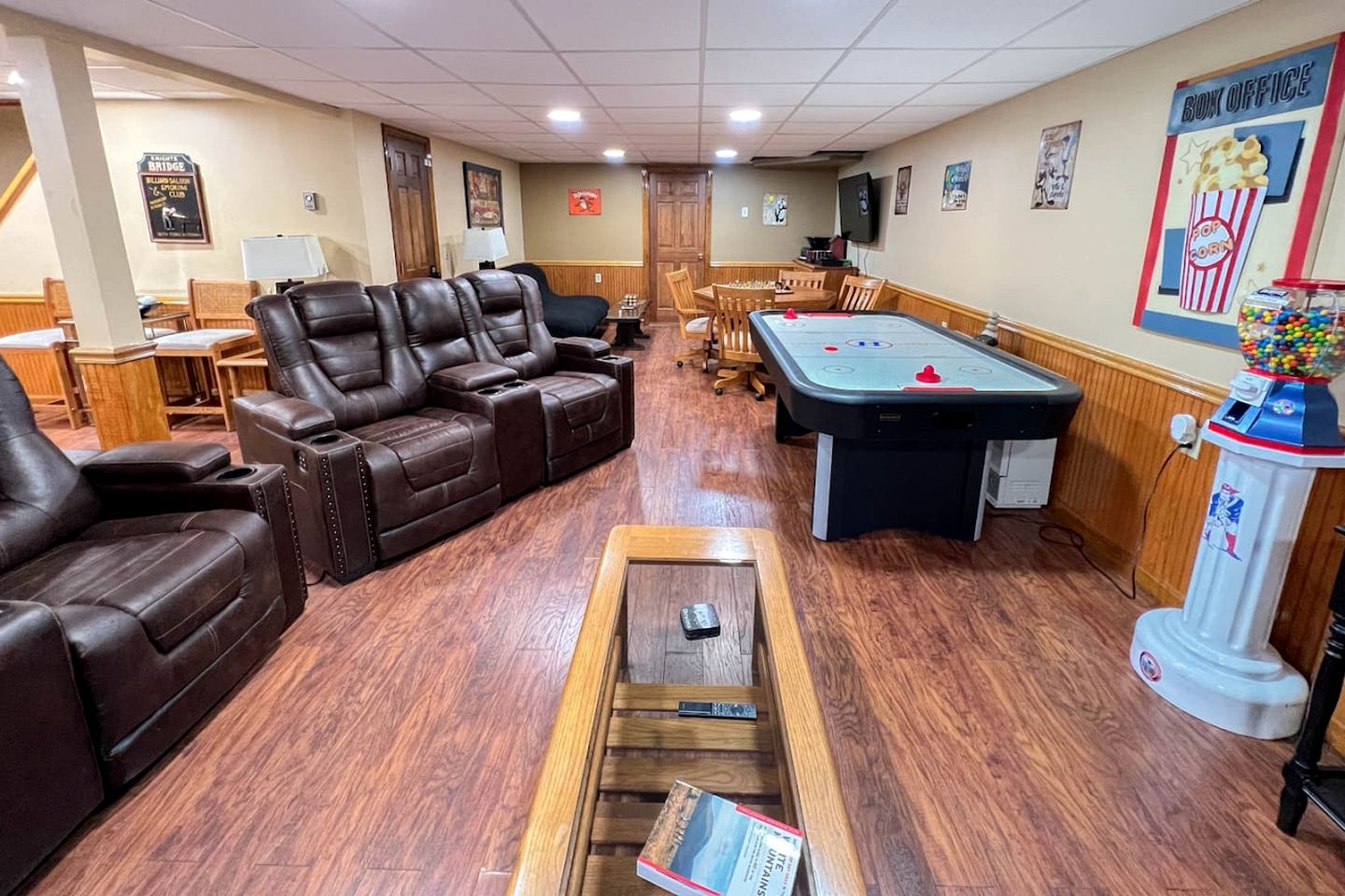 Spectacular Cottage with Game Room in North Conway, New Hampshire