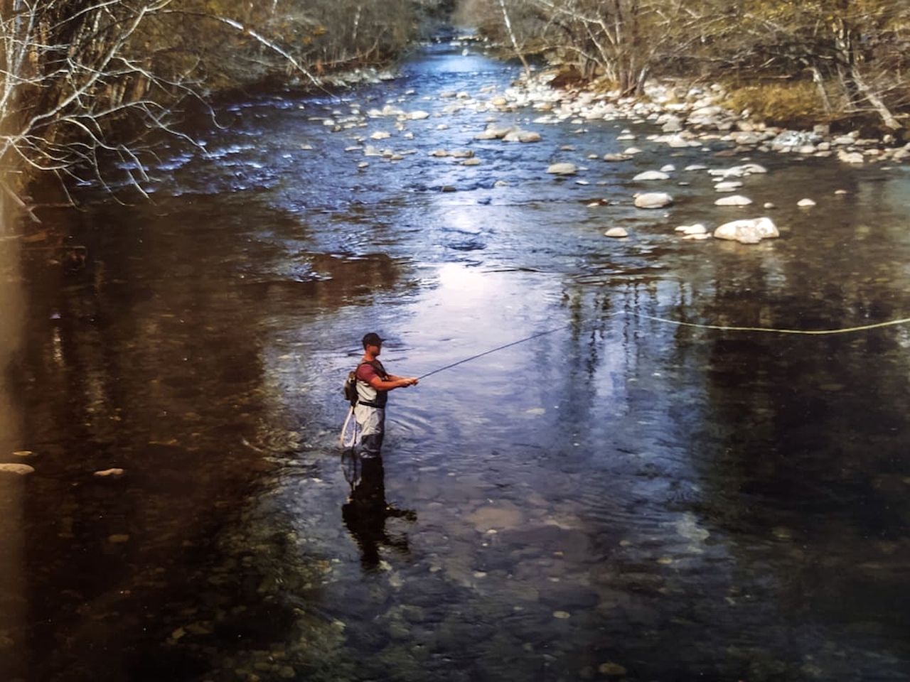 Spectacular Creekfront Cabin with Hot-tub in Gatlinburg, Tennessee