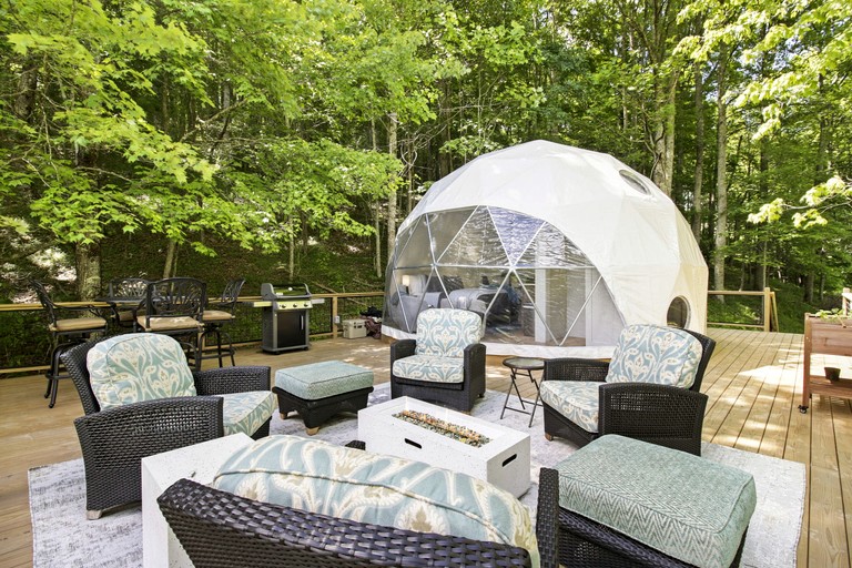 Domes (United States of America, Creston, North Carolina)