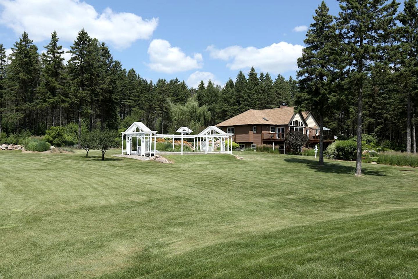 Four-Bedroom Luxury Vacation Rental on 80 Private Acres near Granite Peak, Wisconsin