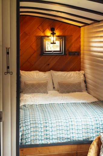 Huts (United Kingdom, Haverfordwest, Wales)