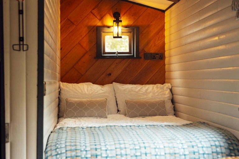 Huts (United Kingdom, Haverfordwest, Wales)