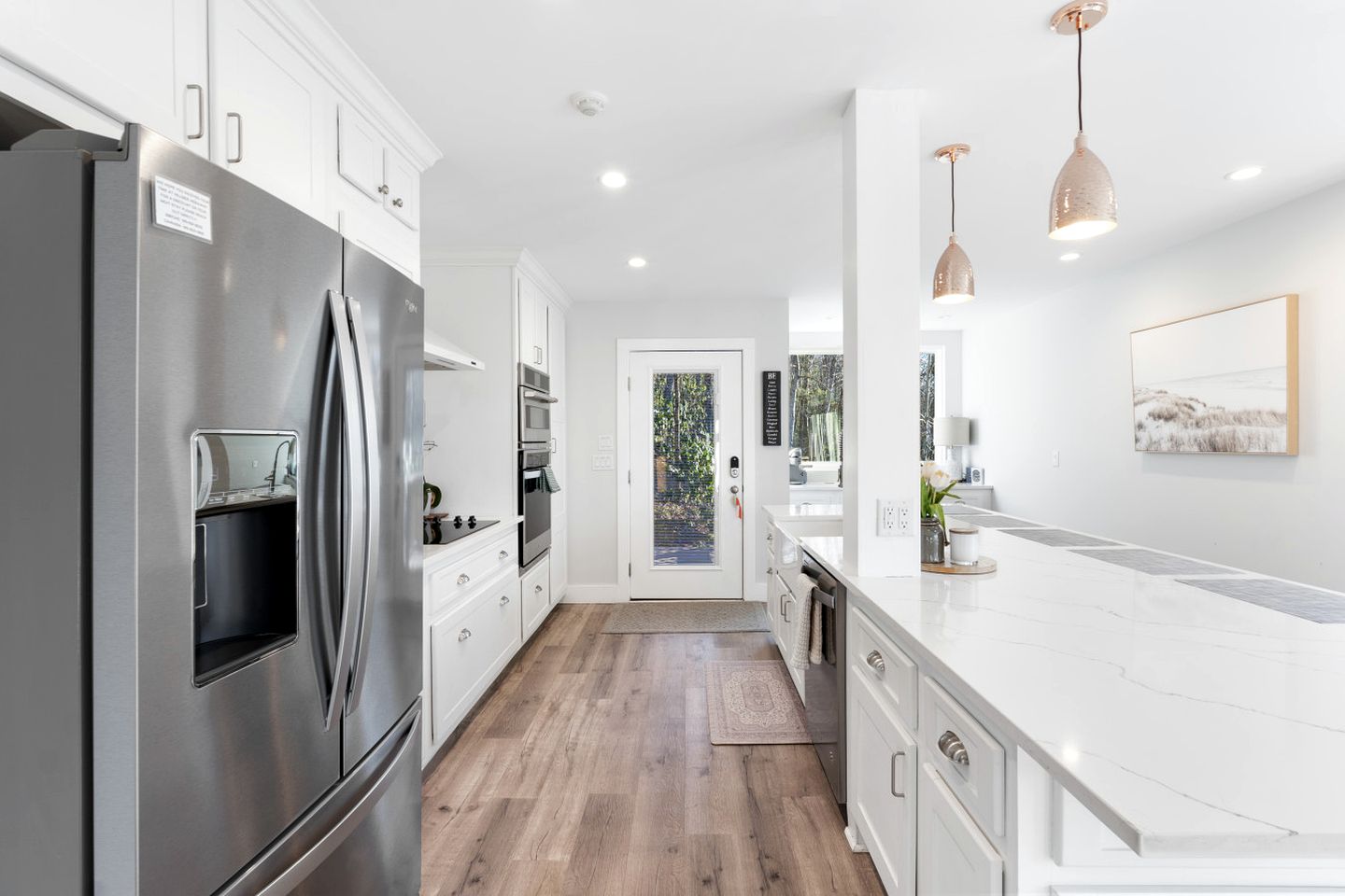 Spectacular Luxurious Container with Outdoor Hot-Tub and Fire Pit in North Carolina