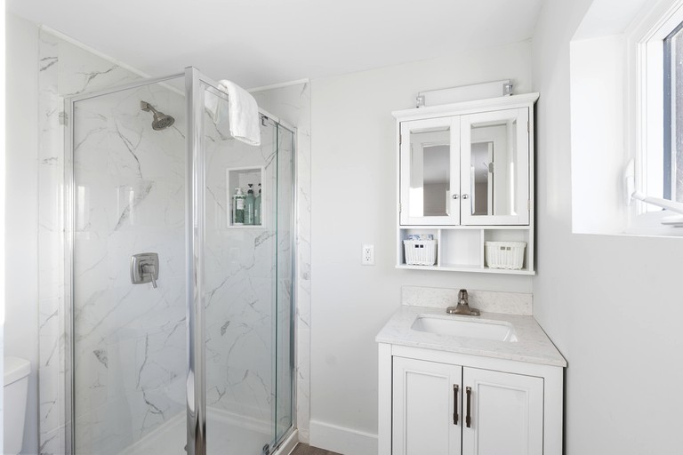 Containers (United States of America, Blowing Rock, North Carolina)