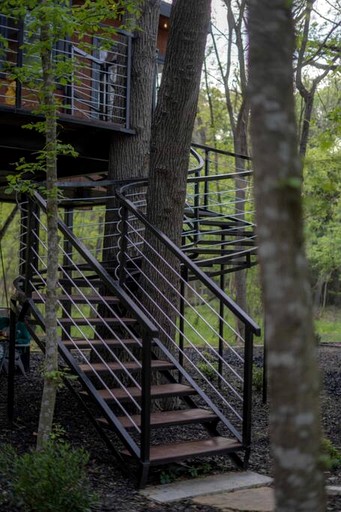 Tree Houses (United States of America, Groesbeck, Texas)