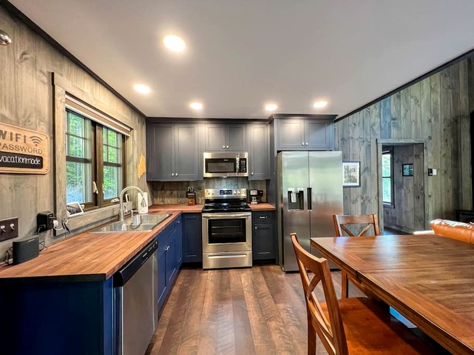 Barns (United States of America, Bridgton, Maine)