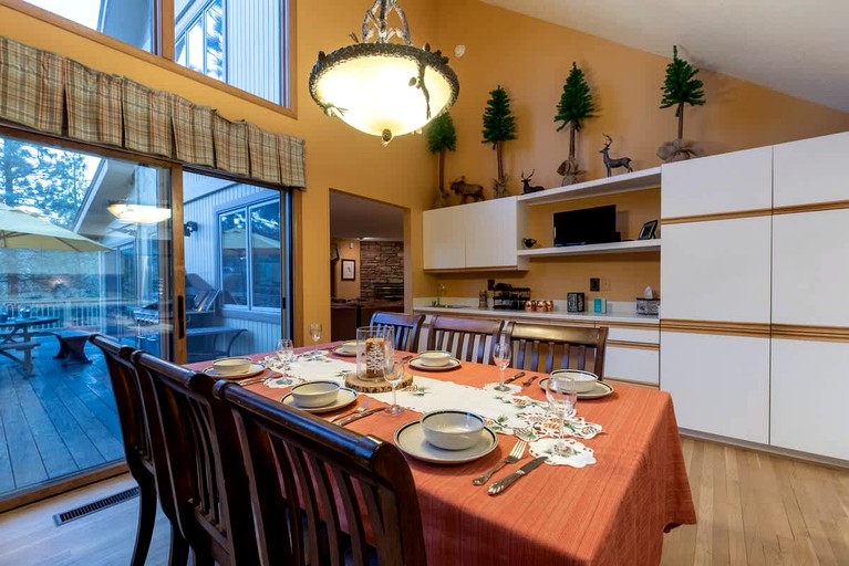 Cabins (United States of America, Big Bear Lake, California)