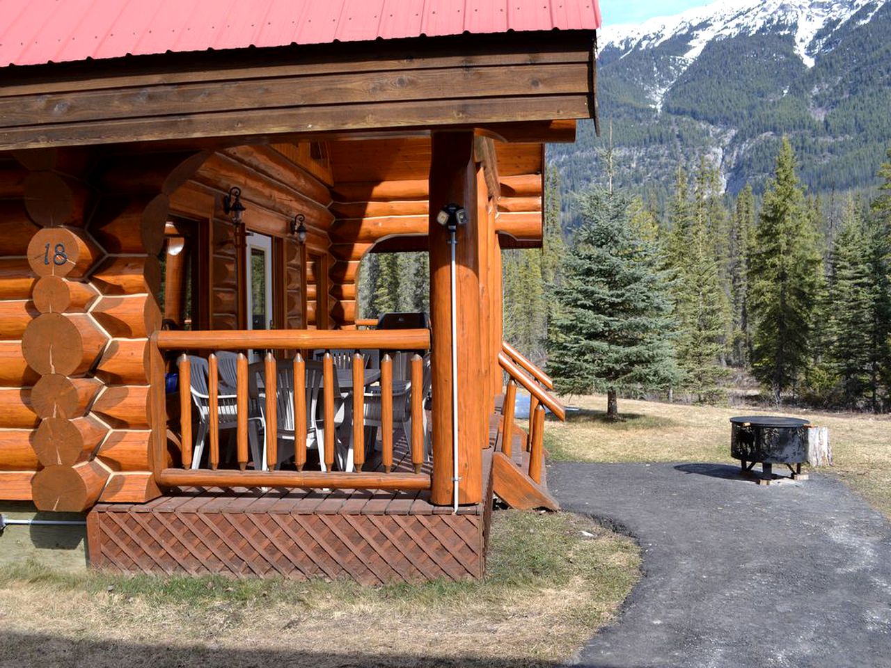 Log Cabin in Golden, British Columbia
