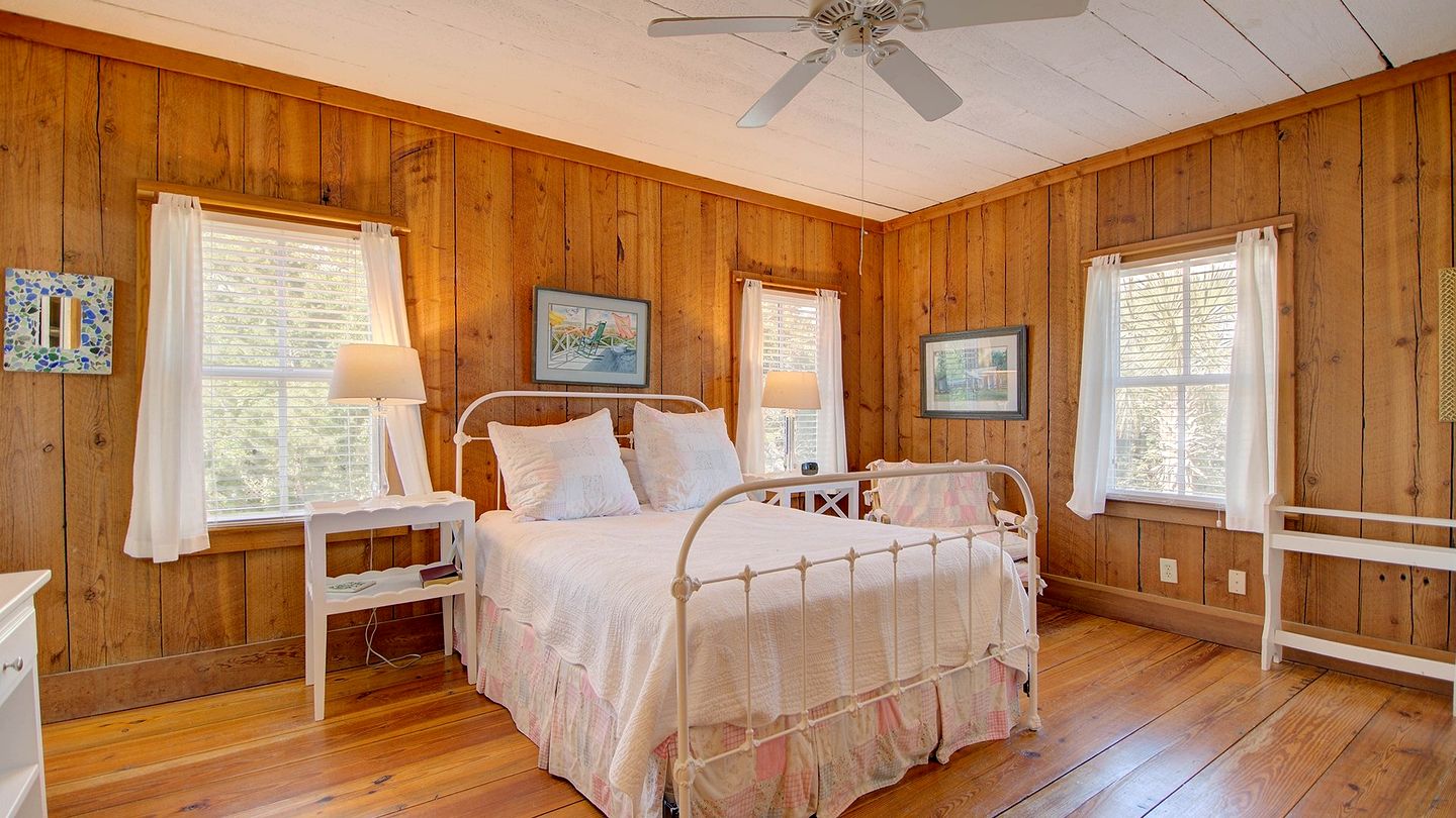 Oceanfront Beach House with Spectacular Views Georgetown, South Carolina