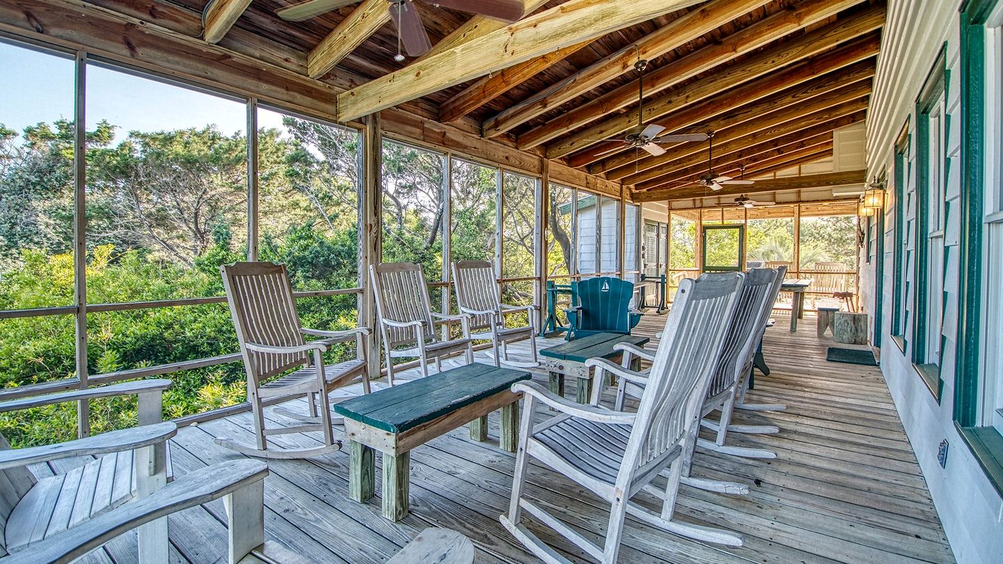 Oceanfront Beach House with Spectacular Views Georgetown, South Carolina