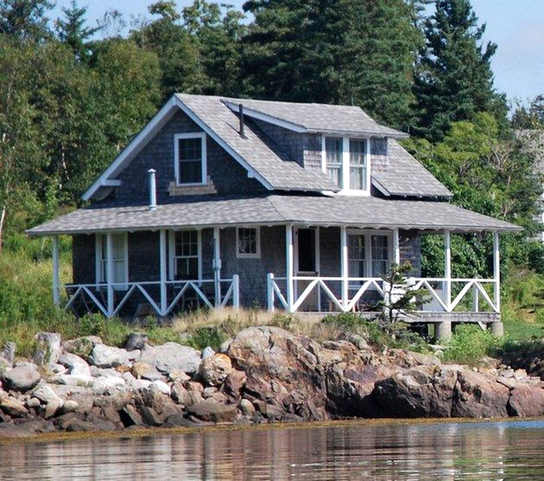 Beautiful Private Retreat with Private Beaches and Boat on McGee Island, Maine