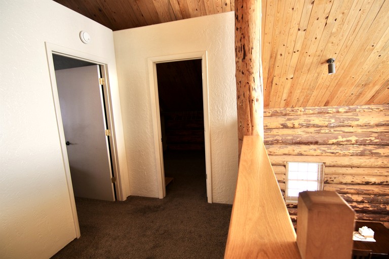 Cabins (United States of America, Blanding, Utah)