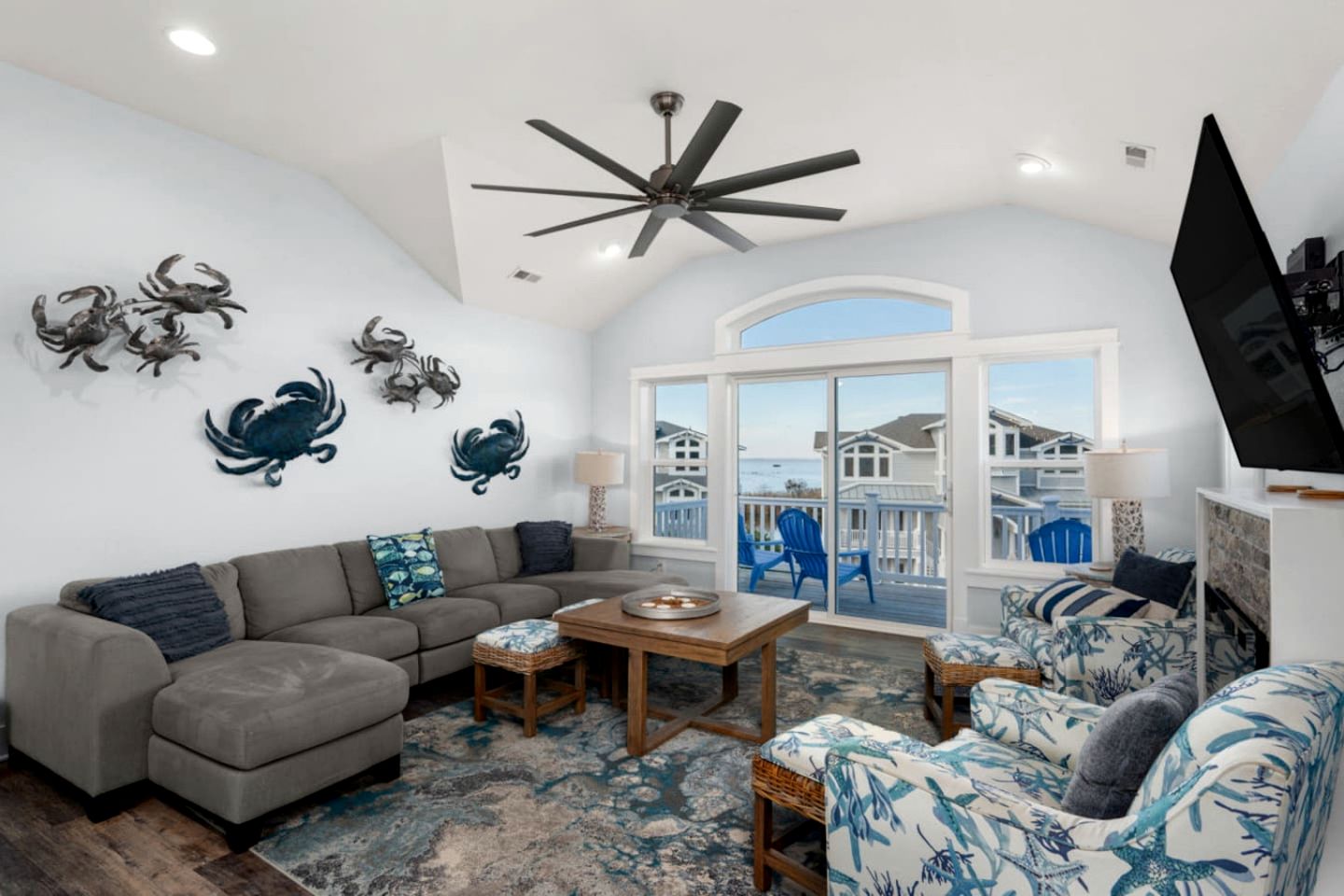 Luxury Coastal Escape with Private Pool, BBQ Grill & Family Amenities in Corolla, North Carolina