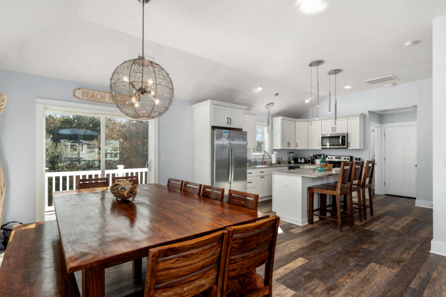 Luxury Coastal Escape with Private Pool, BBQ Grill & Family Amenities in Corolla, North Carolina