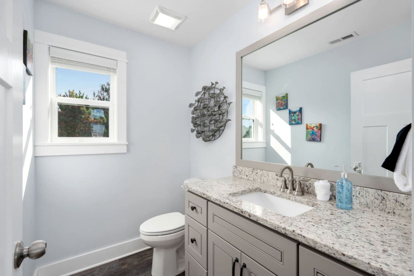 Luxury Coastal Escape with Private Pool, BBQ Grill & Family Amenities in Corolla, North Carolina