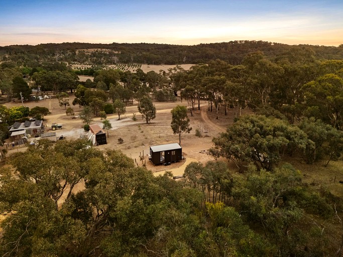 Tiny Houses (Australia, Clydesdale, Victoria)