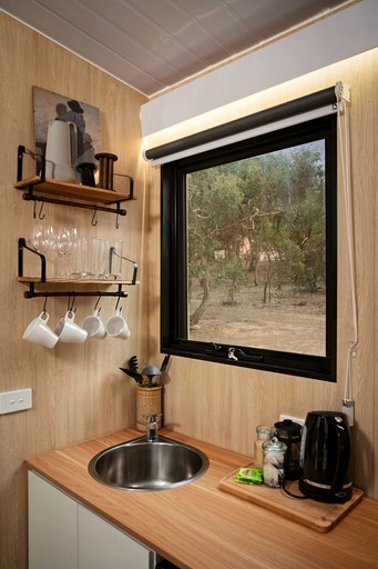 Tiny Houses (Australia, Clydesdale, Victoria)