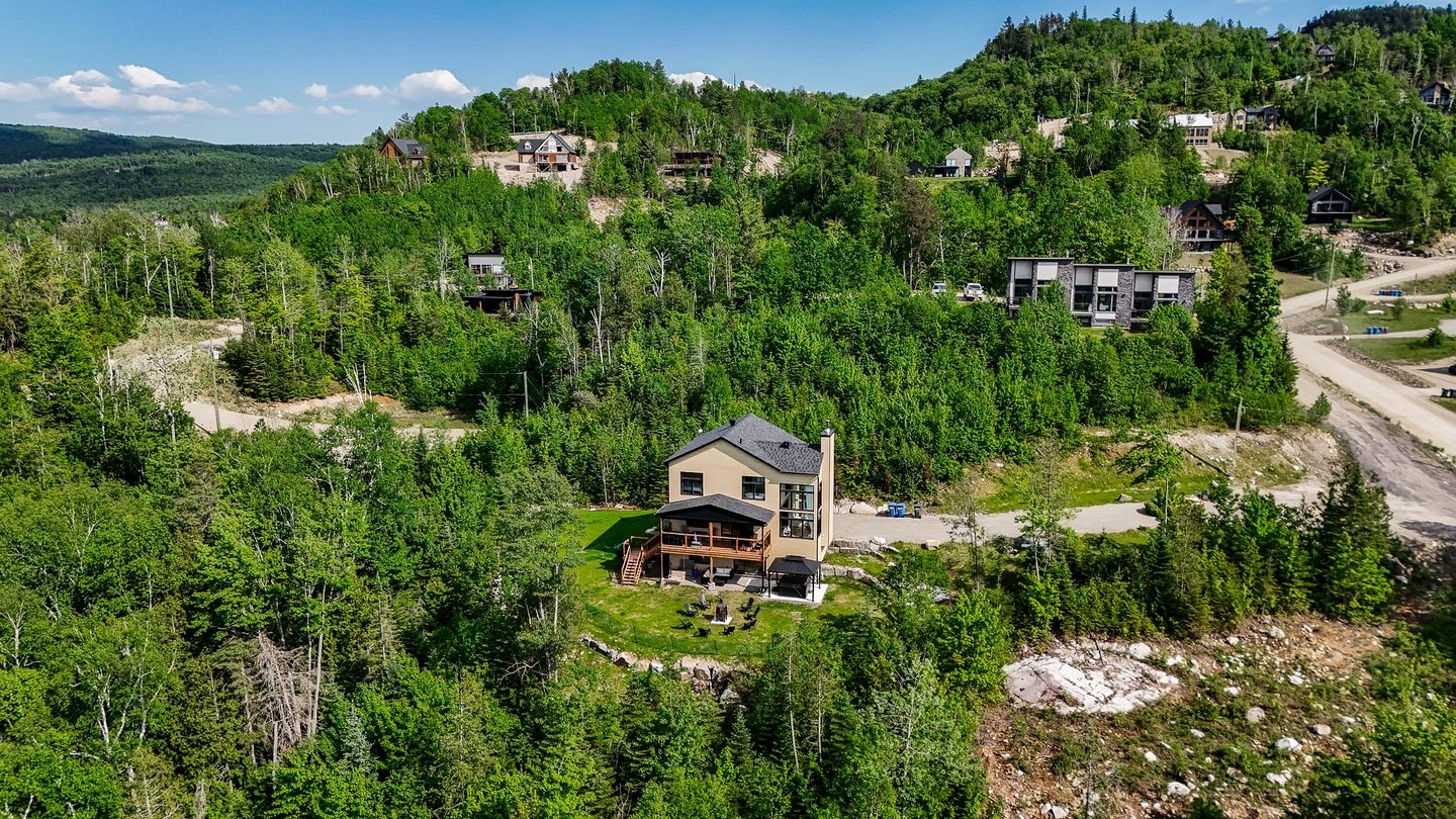 Spectacular Villa with Incredible Outdoor Fully Equipped and Game Room in Saint Come, Quebec