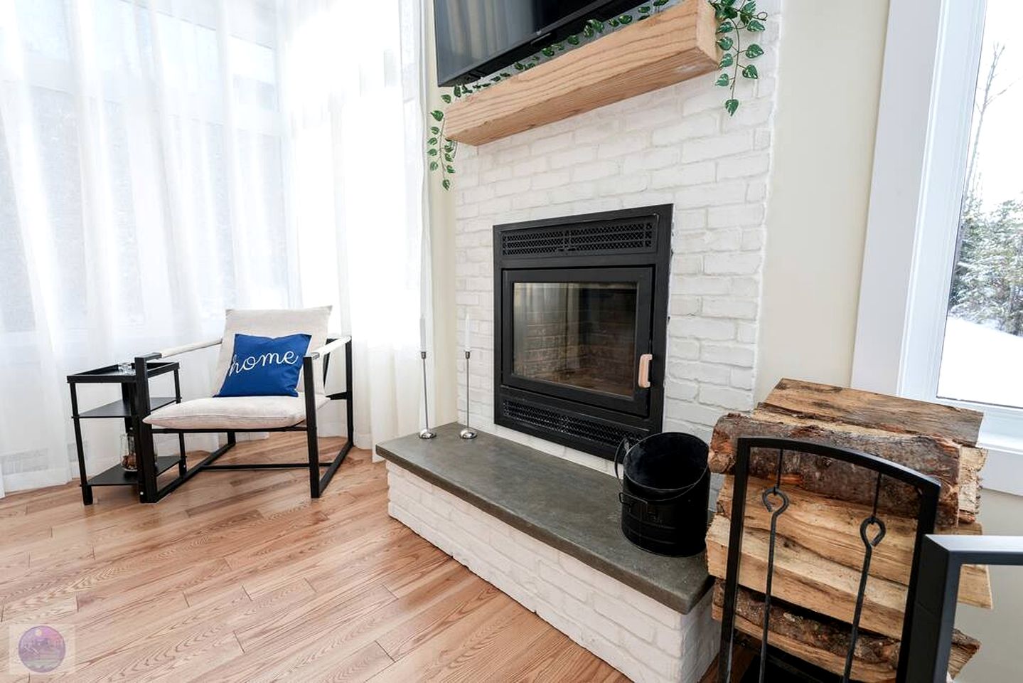 Spectacular Villa with Incredible Outdoor Fully Equipped and Game Room in Saint Come, Quebec