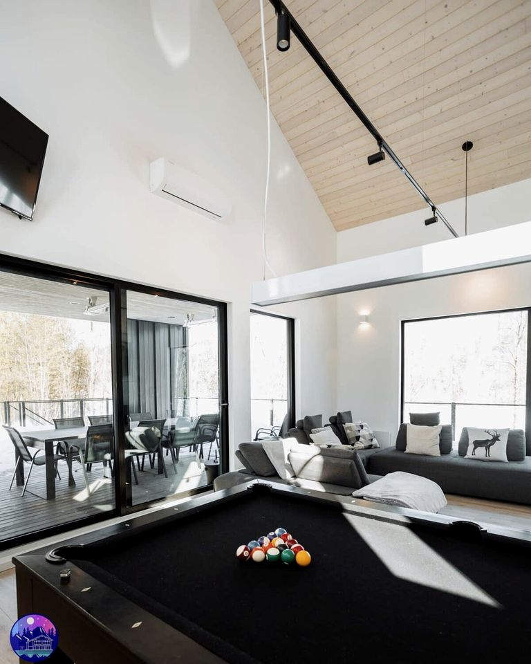 Spectacular Villa with Sauna, Jacuzzi, Kayaks and Amazing Outdoor and Indoor Living Space in St Mathieu du Parc, Quebec