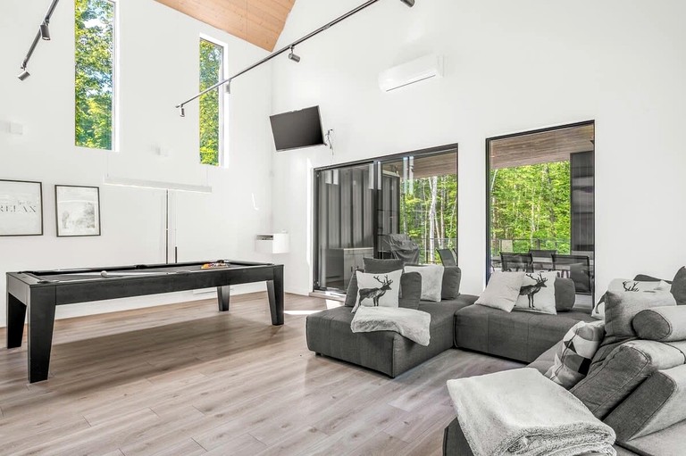 Villas (Canada, St-Mathieu-du-Parc, Quebec)