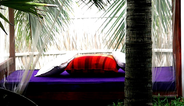 Huts (Kalpitiya, Northwestern Province, Sri Lanka)