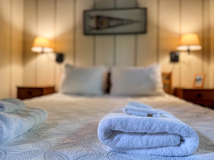 Cabins (United States of America, Glen, New Hampshire)