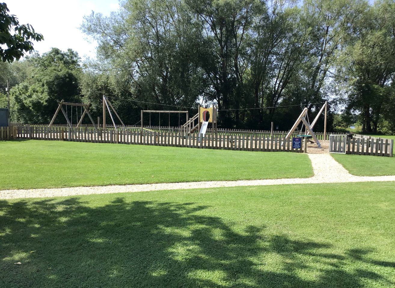 Family-Friendly Glamping Adventure in the UK - Create Lifelong Memories in the Cotswolds