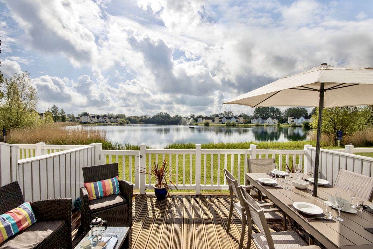 Family-Friendly Glamping Adventure in the UK - Create Lifelong Memories in the Cotswolds