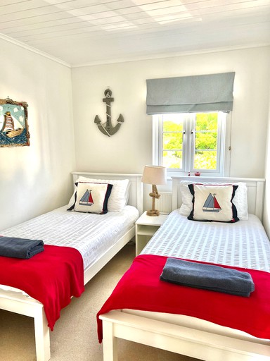Vacation Rentals (United Kingdom, --, --)
