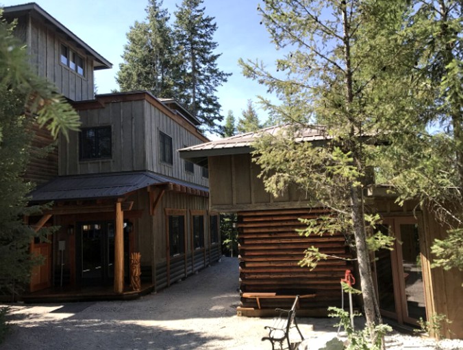 Nature Lodges (Whitefish, Montana, United States)