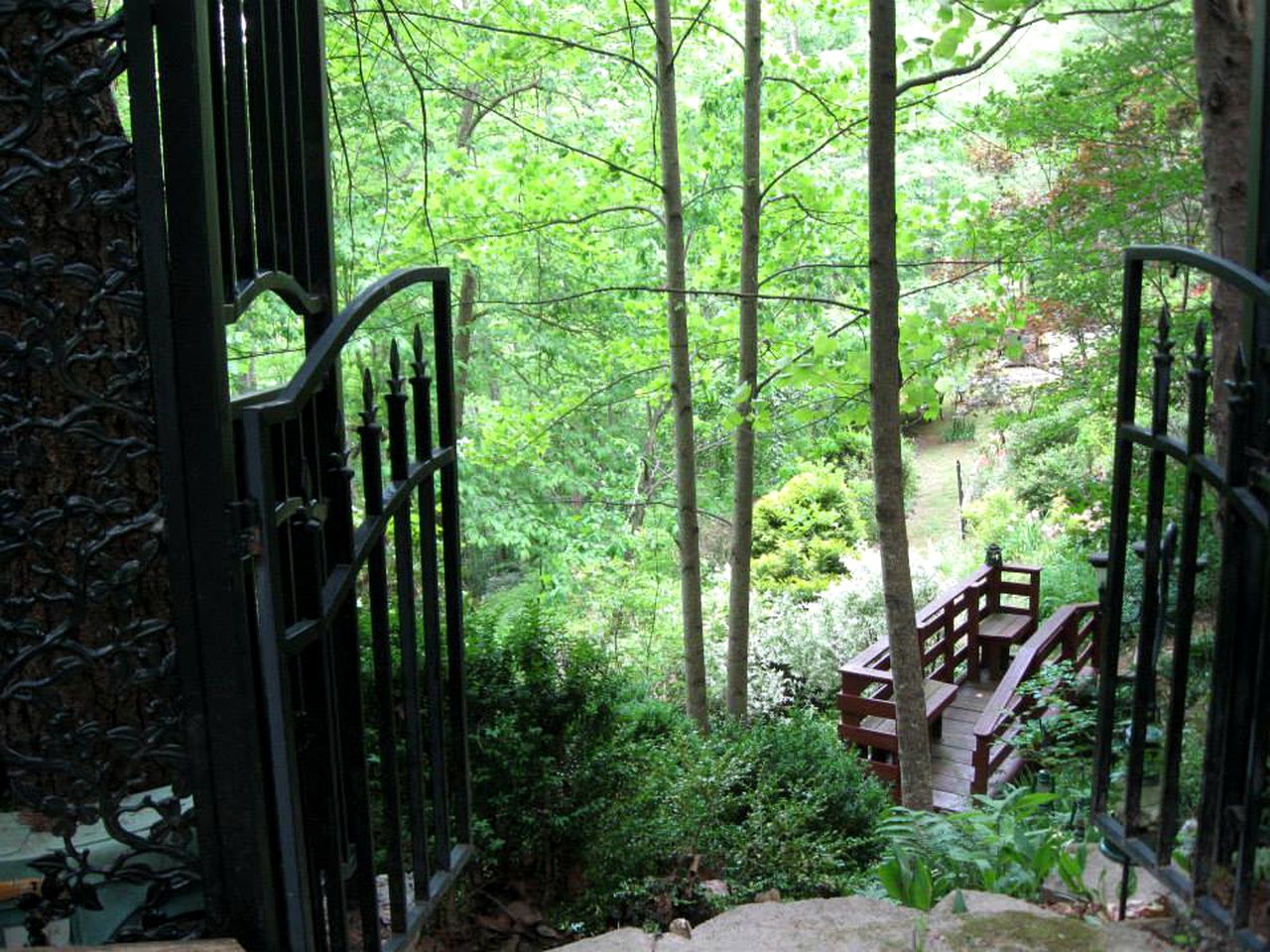 Secluded Cabin with Waterfall Views in the Cherokee National Forest, Tennessee