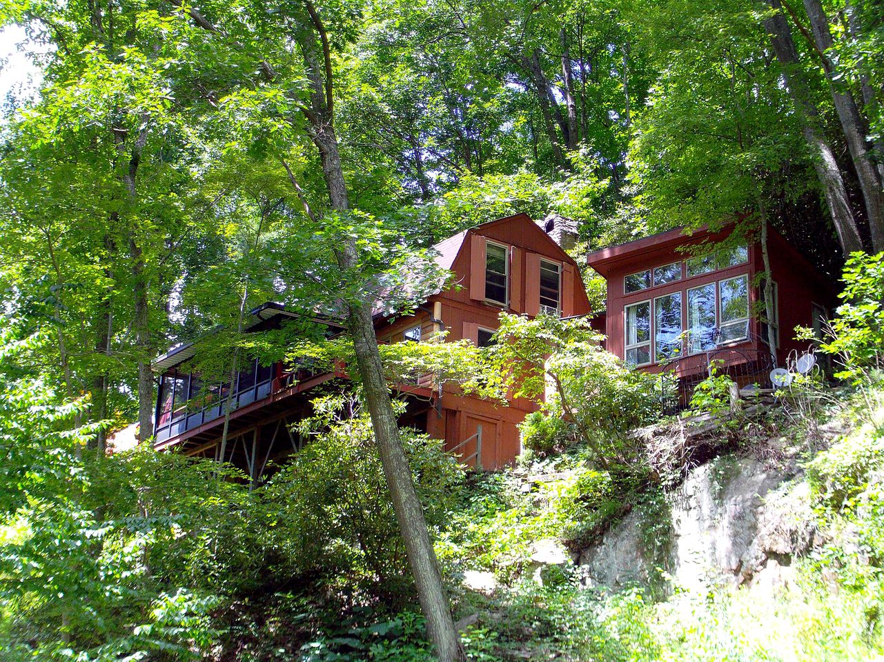 Secluded Cabin with Waterfall Views in the Cherokee National Forest, Tennessee