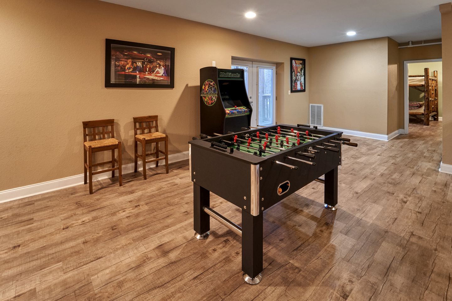 Stunning Cottage with Hot-tub, Barbecue and Games in Gatlinburg, Tennessee