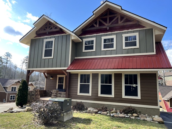 Cabins (United States of America, Gatlinburg, Tennessee)