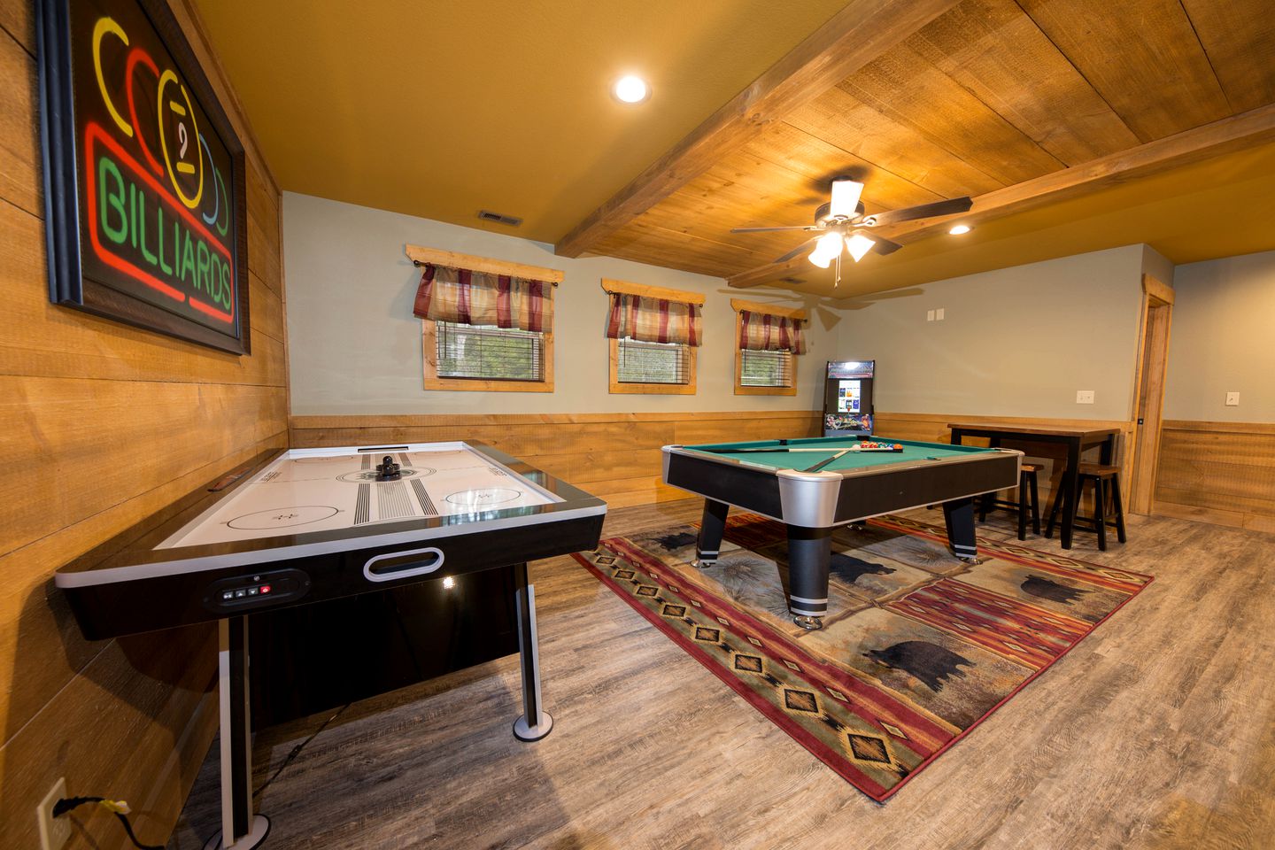Tennessee Wilderness Retreat: Experience Luxe Glamping in this Comfortable Rental with Games Room