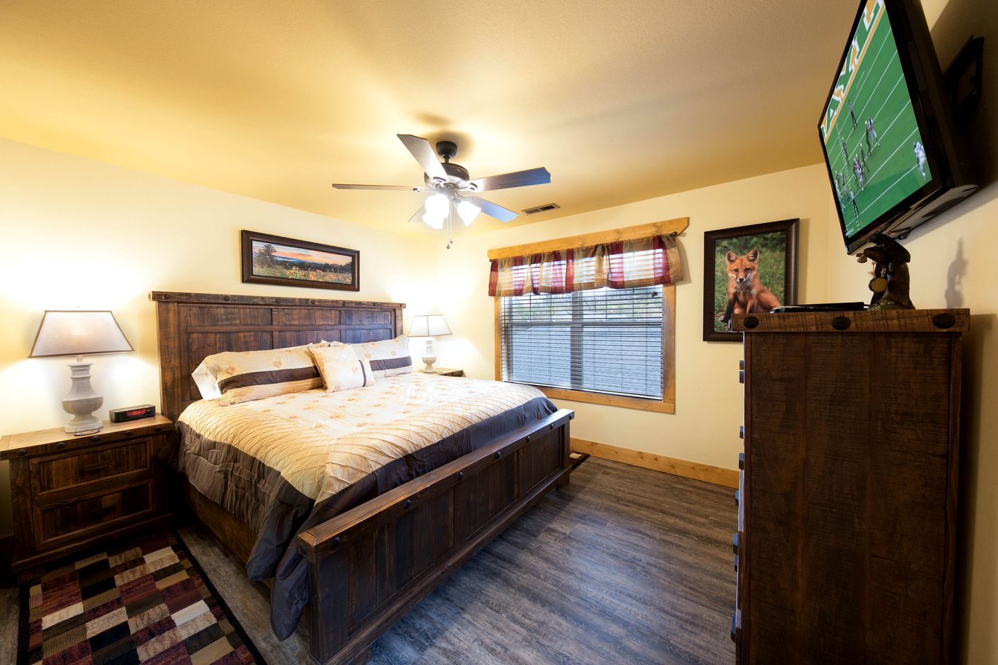 Tennessee Wilderness Retreat: Experience Luxe Glamping in this Comfortable Rental with Games Room